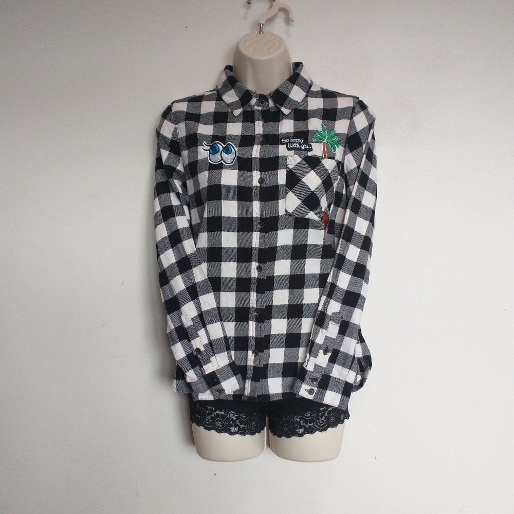 Medium Blk & White Forever 21 Button-Up Flannel